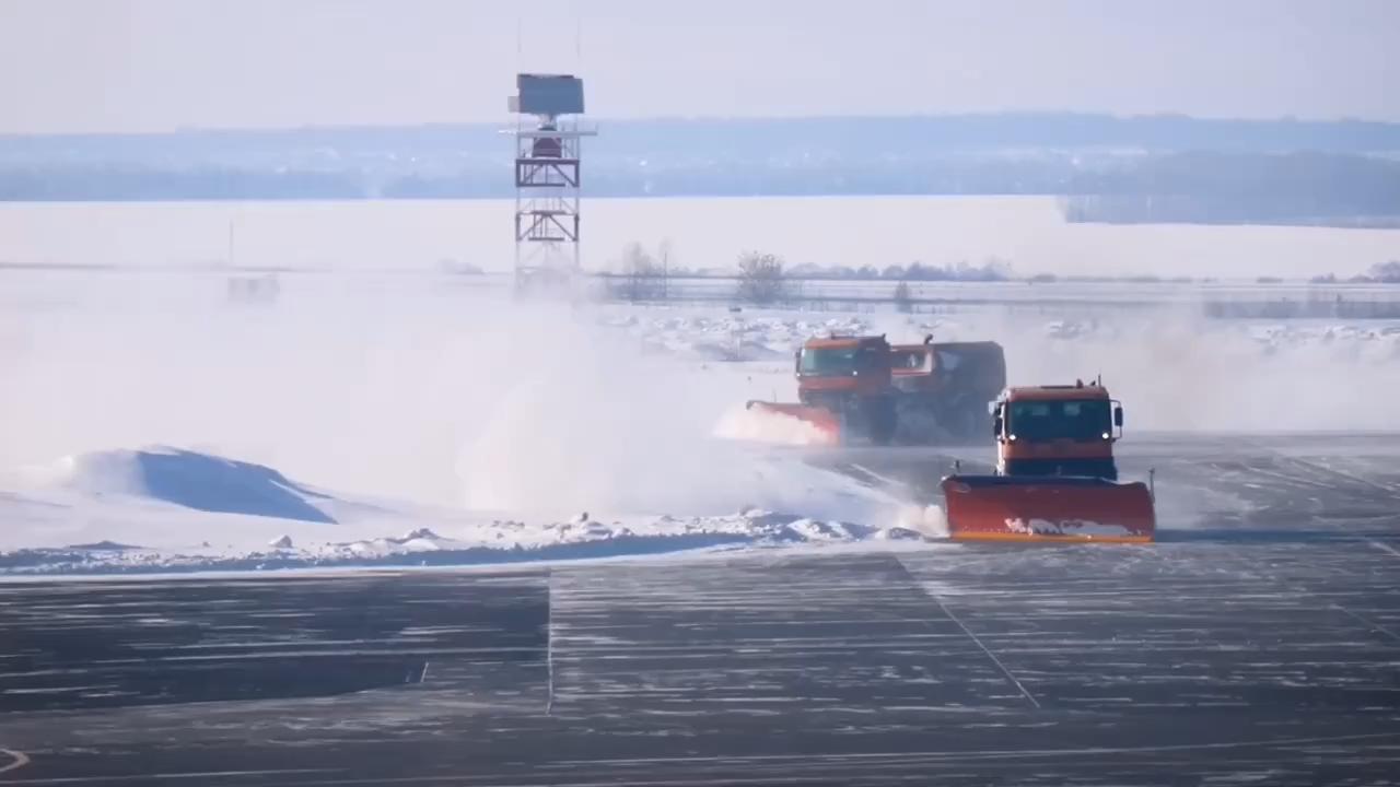 Odśnieżanie i utrzymanie - Kompleksowa obsługa utrzymania obiektów - Video 2